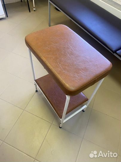 Медицинская тумба