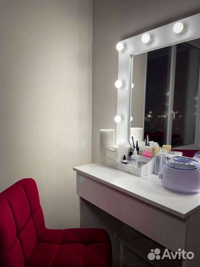 Наращивание ресниц, оформление бровей