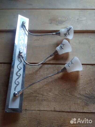 Настенный светильник бра на 3 лампы