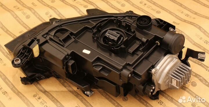 Фара левая VW T-cross 2GM 18+ full LED