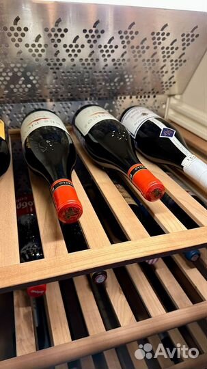 Винный холодильник шкаф liebherr