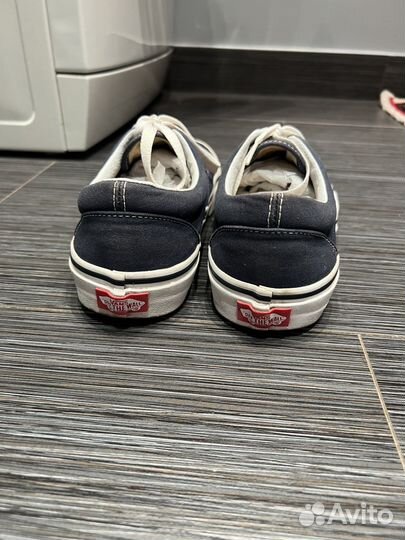 Кроссовки женские vans