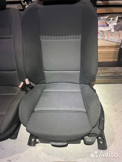 Передние сиденья bmw Х3 е83