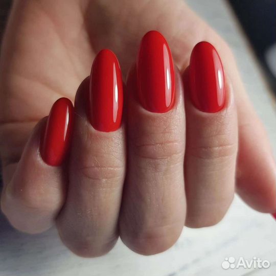 Маникюр, покрытие гель-лаком, выравнивание