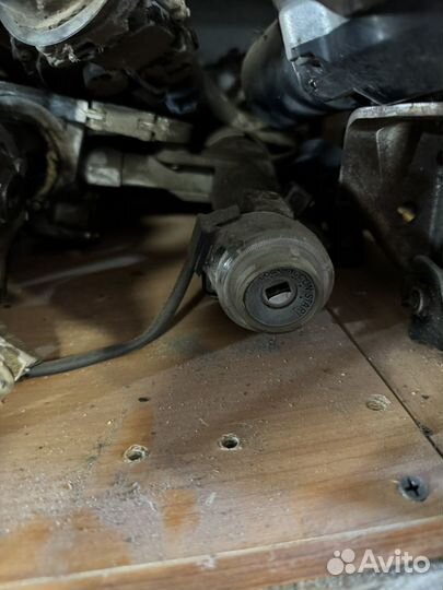 Замок зажигания crown mejesta aristo