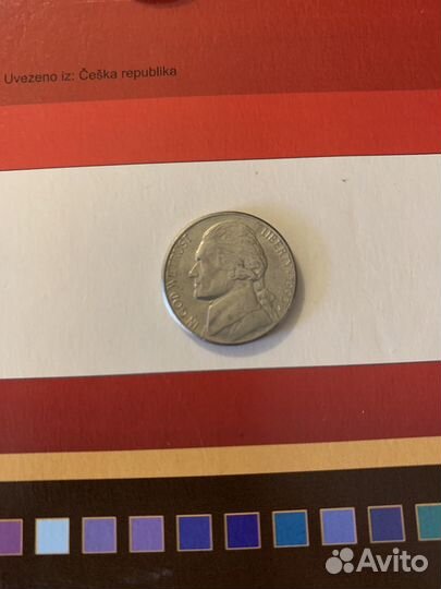 Монета 1993 года США пять центов