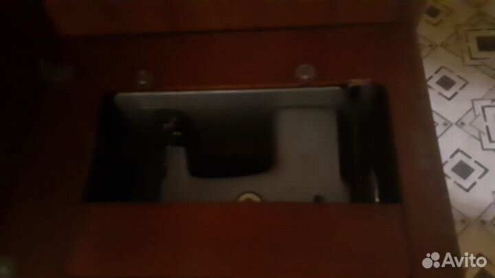 Швейная машинка Чайка-2 ножная Б/у