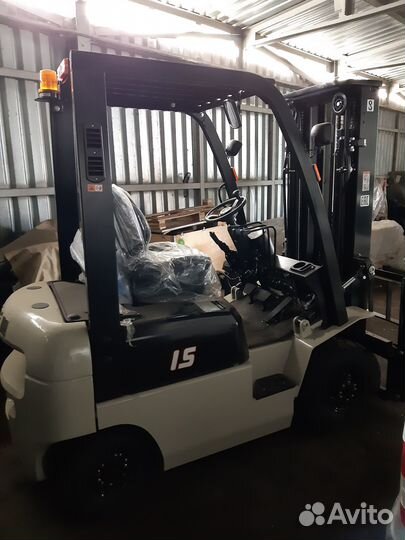 Вилочный погрузчик TFN CPCD15, 2023