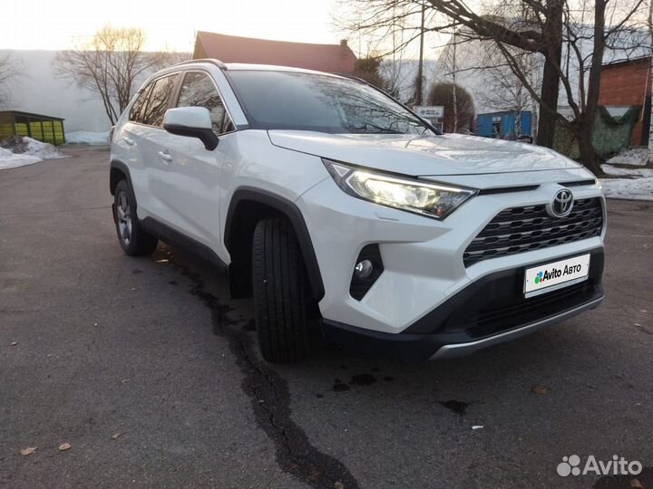 Toyota RAV4 2.0 CVT, 2021, 45 000 км