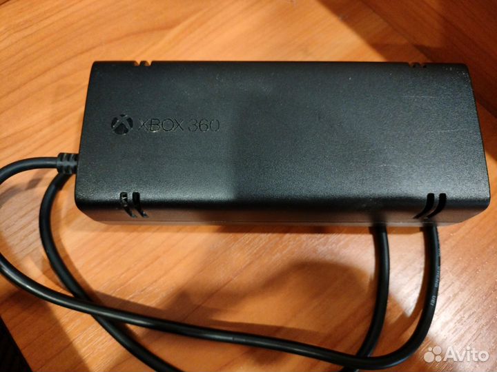 Приставка Xbox 360 E (500gb) freeBoot