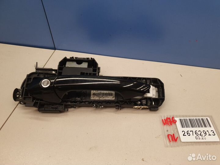 Ручка двери нaружная левая передняя Mercedes A-kla