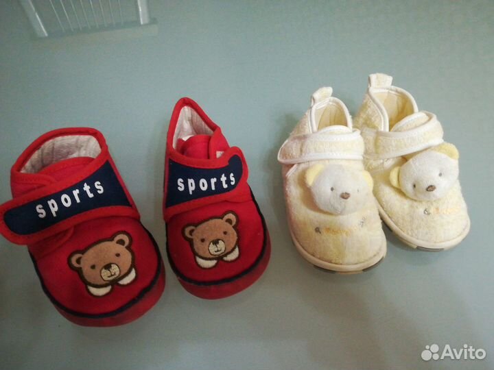 Детские вещи (пинетки)