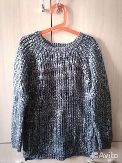 Свитер