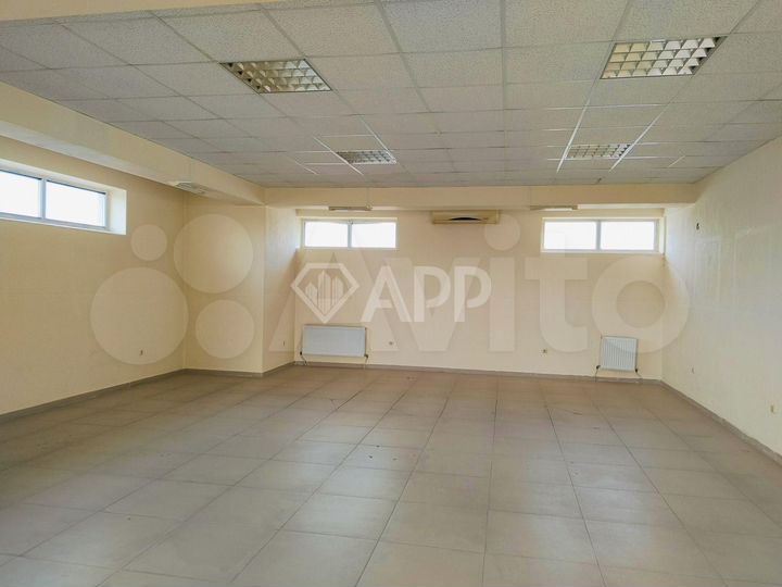 Сдам торговое помещение, 350 м²