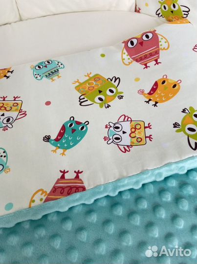 Комплект в кроватку новый