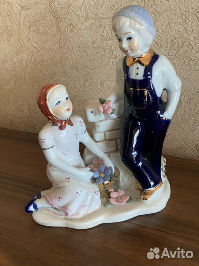 Фарфоровые статуэтки, декоративные фигурки