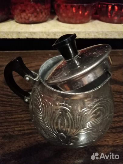 Сливочник (молочник)