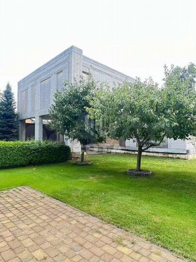 Коттедж 242,5 м² на участке 9,7 сот.