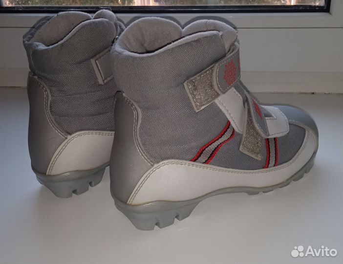 Детские лыжные ботинки р.32-33 Декатлон NNN