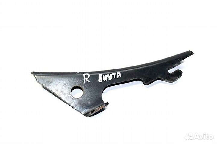 Кронштейн крыла переднего моста, правый DAF XF105