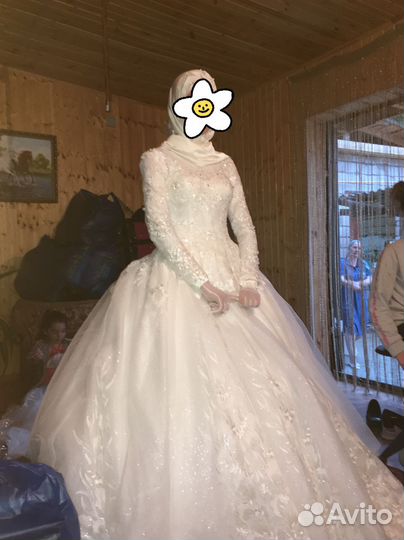 Платье свадебное