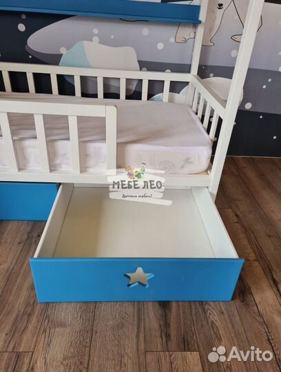 Детская кровать из массива