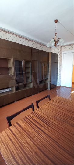 3-к. квартира, 57,3 м², 1/2 эт.