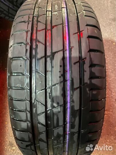 R19 Nokian Tyres Hakka Black 2 SUV 255/50, PCD 5x120 DIA 74.1