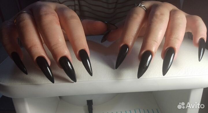 Мастер маникюра