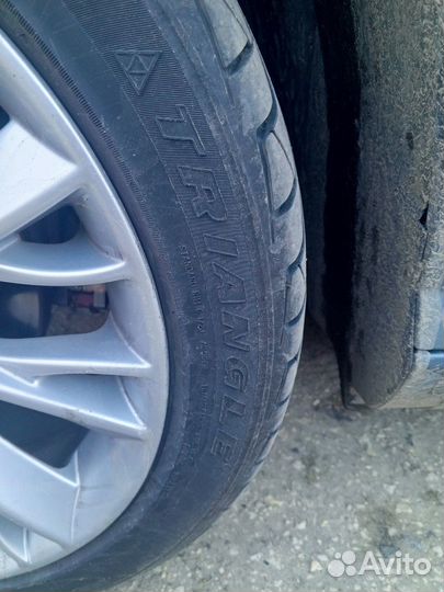 Triangle TRD08 245/40