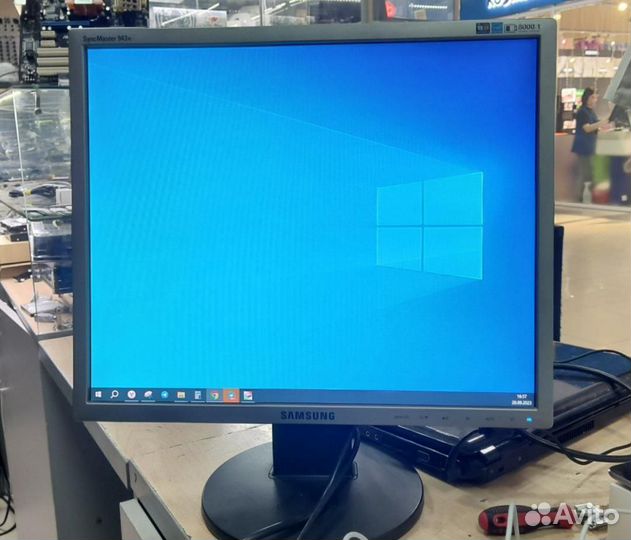 Монитор Samsung SyncMaster 943N, 1280x1024, 75 Гц