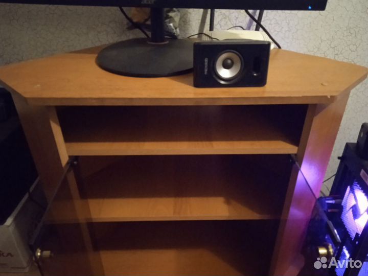 Тумба под тв