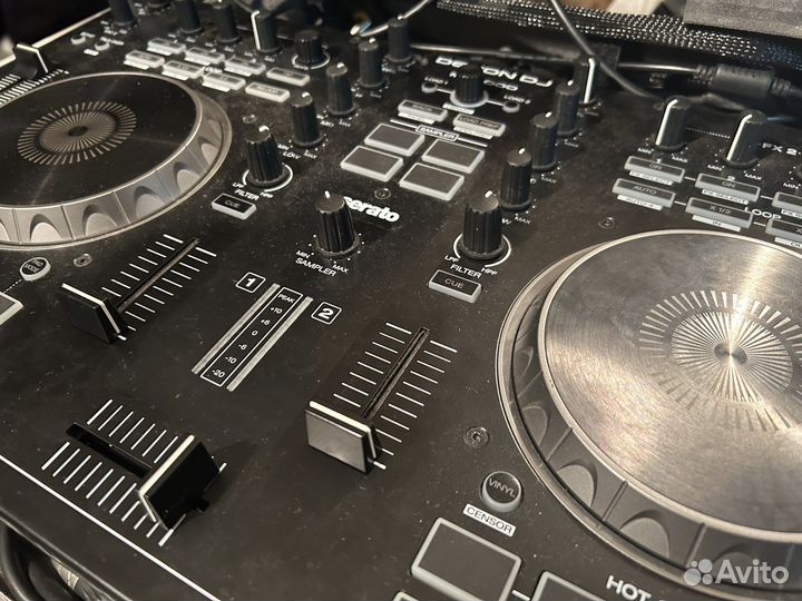 Dj контролер denon MC4000