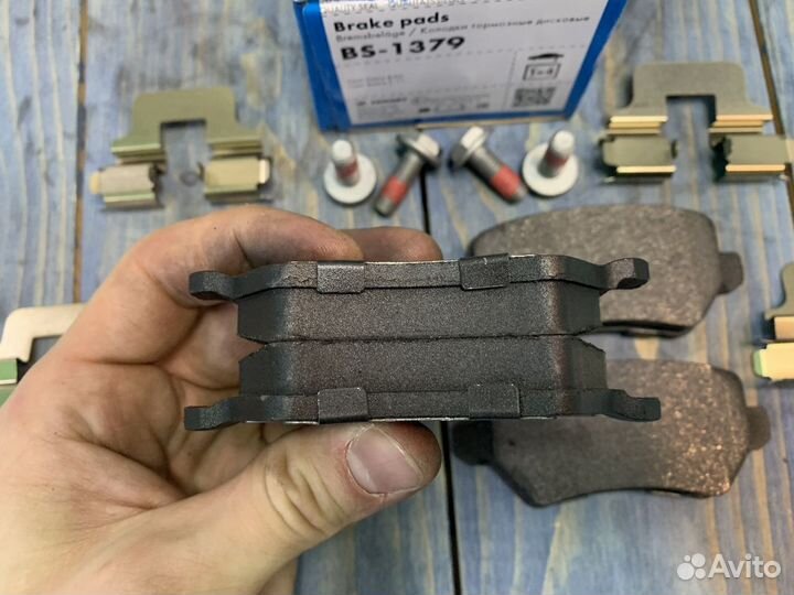 Колодки тормозные задние Opel Zafira B, Kia Ceed