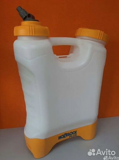 Ранцевый рычажный опрыскиватель HoZelock Plus 16л