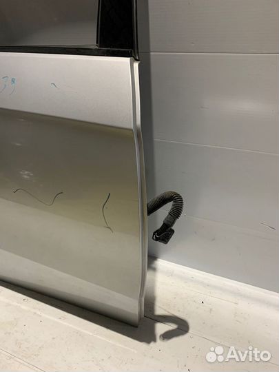 Дверь задняя правая Mercedes-Benz E-Class