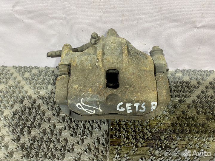 Суппорт передний правый Hyundai Getz