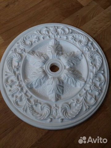 Потолочная розетка декор