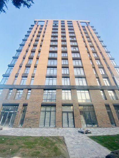 2-к. квартира, 74 м², 4/14 эт.