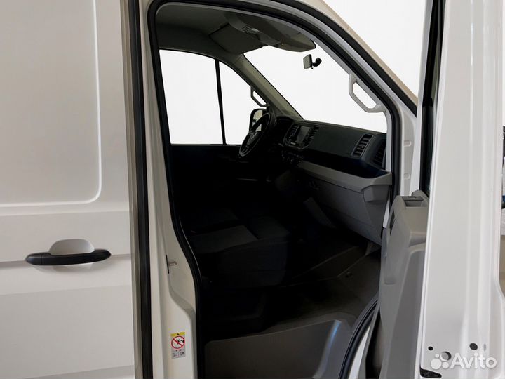 Volkswagen Crafter цельнометаллический, 2021