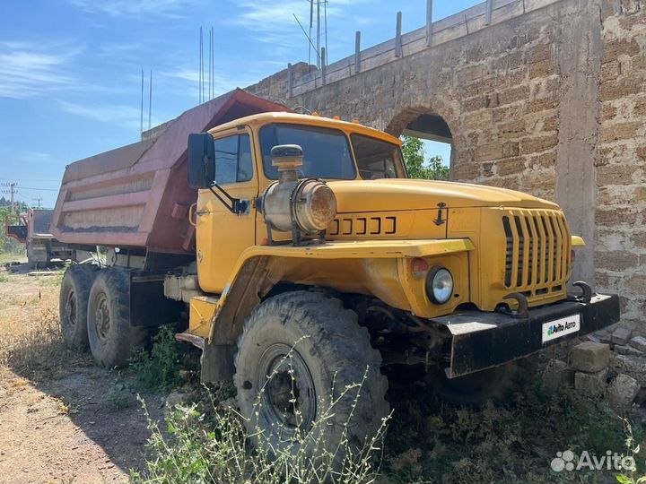 Самосвал 10 м³ Урал 5557, 1990