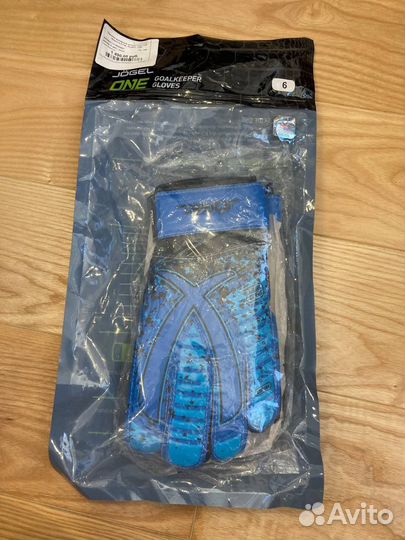 Вратарские перчатки Jogel