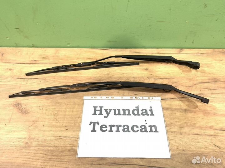 Щёткодержатель передний Hyundai Terracan, 2004г