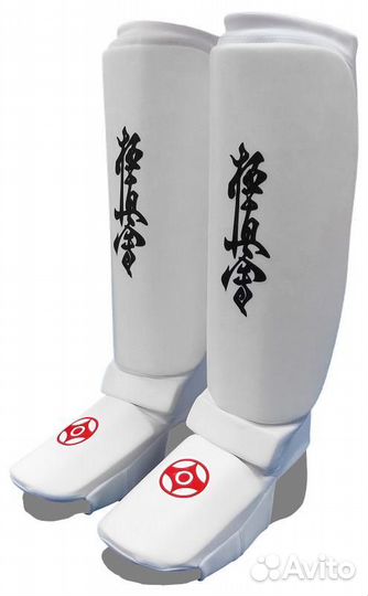 Щитки - голеностопы с символикой стилей Каратэ