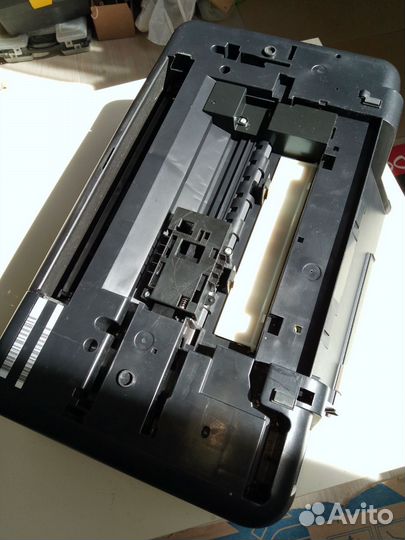 Принтер лазерный HP Deskjet lnk Advantage 2520 hc