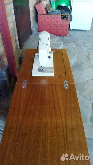 Швейная машинка