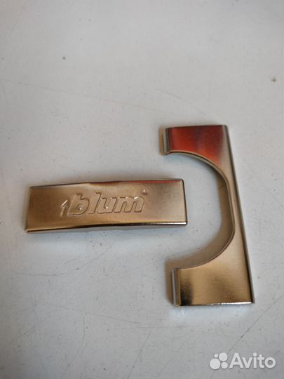 Накладки на петли Блюм