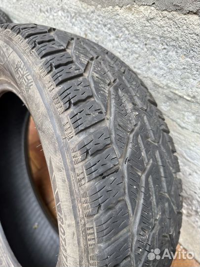 Kormoran Snow 215/60 R16