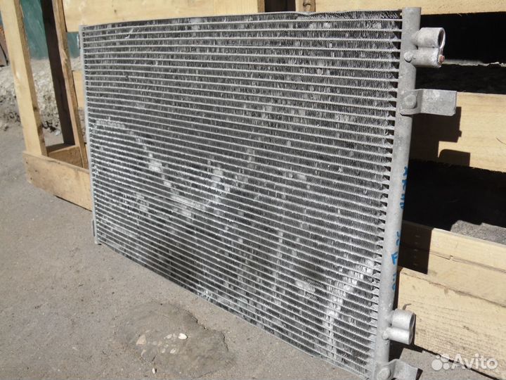 Радиатор кондиционера Рено Меган Сценик 2