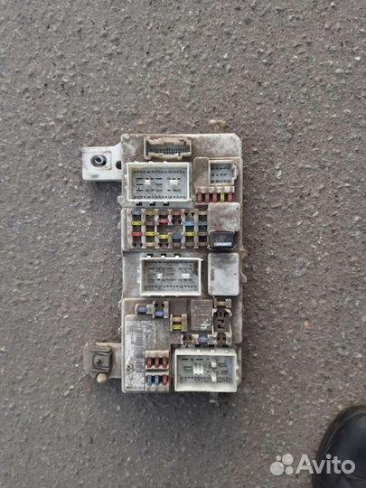 Ford Focus 2 Блок предохранителей